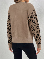 Arianna – Women’s Leopard Print Crewneck Sweater
