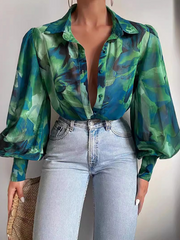 Giulia β Fashionable Women's Printed Blouse