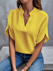 Caty – Elegant & Lightweight Women’s Blouse