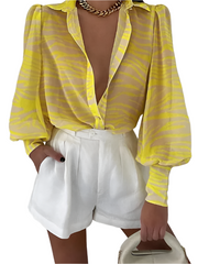 Giulia β Fashionable Women's Printed Blouse