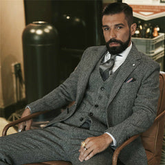 Flynn – Men’s Herringbone Three-Piece Suit
