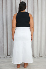 Giovanna – Elegant Women’s Winter Skirt with Timeless Style