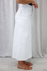 Giovanna – Elegant Women’s Winter Skirt with Timeless Style