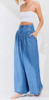 Clara β High-Waisted Womenβs Wide-Leg Trousers