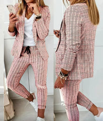 Giulia – Elegant Women's Business Suit