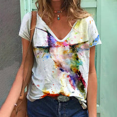 Clara – Nature-Inspired Graphic Women’s T-Shirt