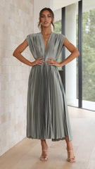 Flurina – Plunge Women's Dress with Pleats