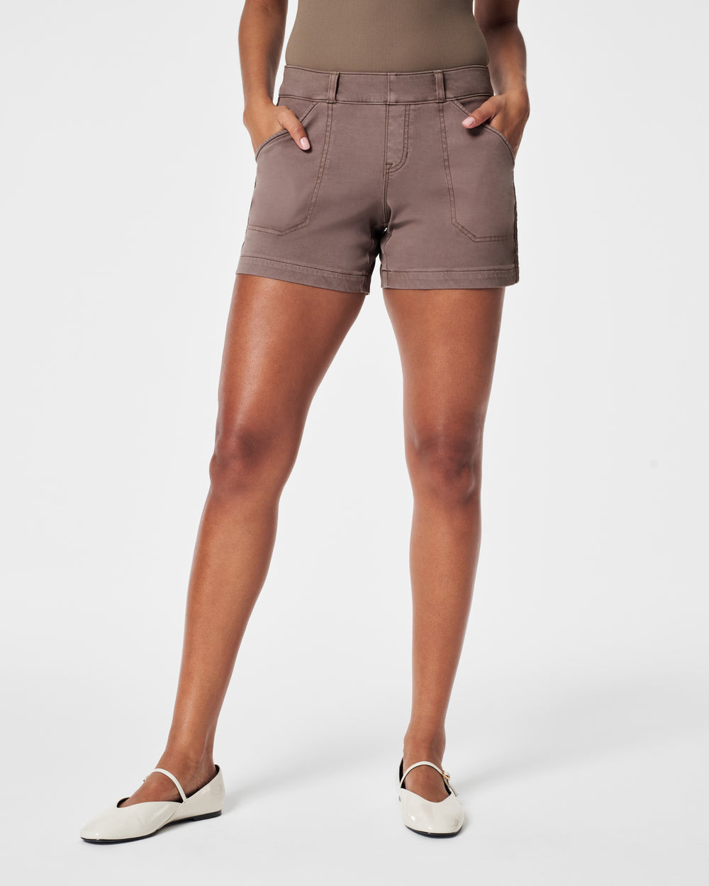 Lorenza – Stretch Twill Women’s Summer Shorts