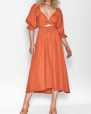 Lia – Elegant French-Inspired Women’s Dress