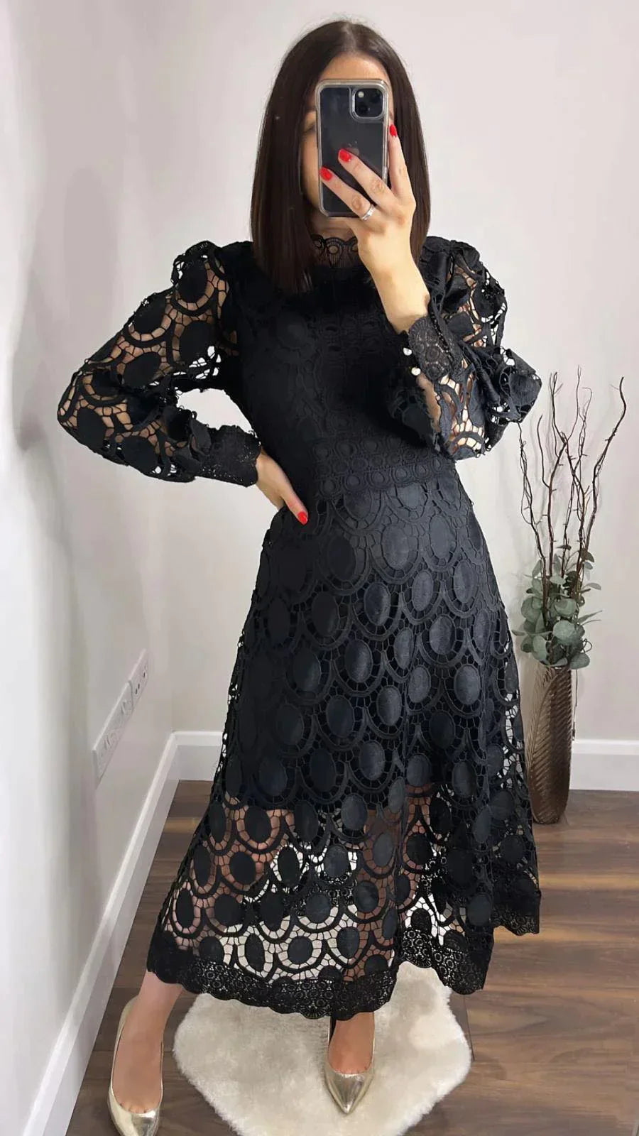 Camilla – Lace-Embellished Women’s Pink Dress