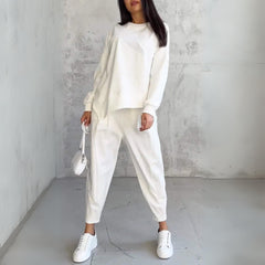Lily – Comfortable Women's Crew Neck Set