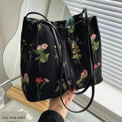 Elena – Floral Embroidered Women’s Bag