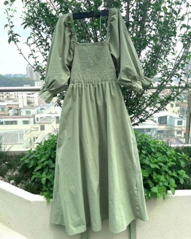 Lia – Elegant French-Inspired Women’s Dress
