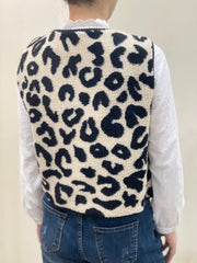 Camille – Women’s Sherpa Leopard Print Vest