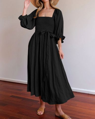Lia – Elegant French-Inspired Women’s Dress