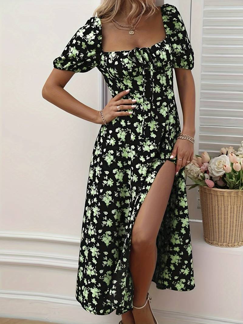 Ava - Floral A-Line Dress with Split Hem for Spring