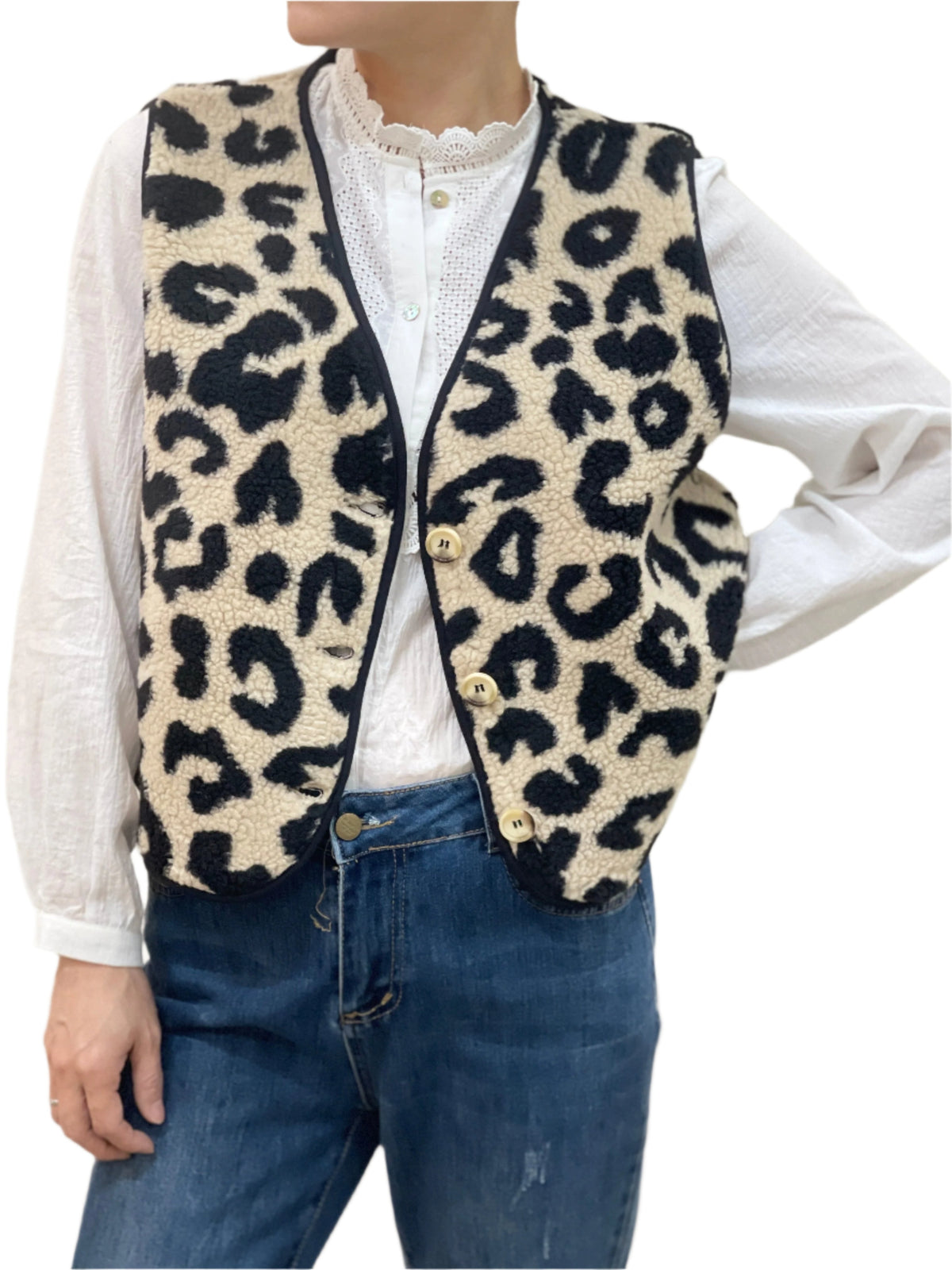 Camille – Women’s Sherpa Leopard Print Vest
