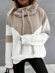 Nicole – Cozy Women’s Hoodie