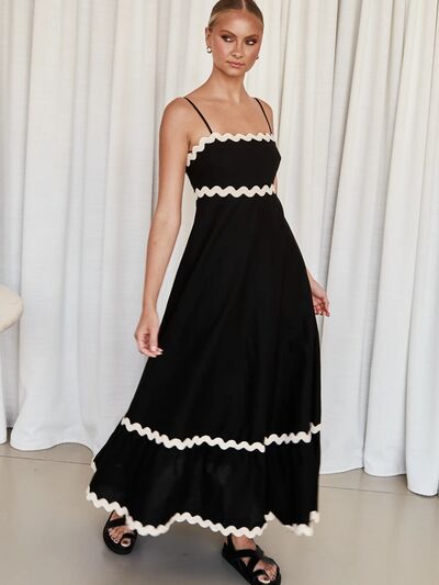 Madison – Sculpted Design Women’s Dress