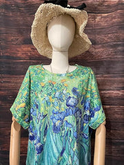 Amelia – Artistic Women’s T-Shirt