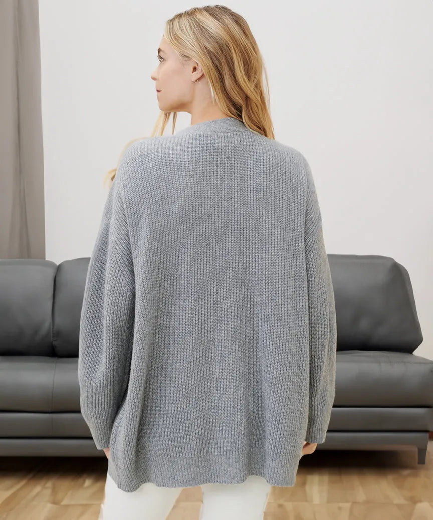 Isabella – Cozy Women’s Autumn Cardigan