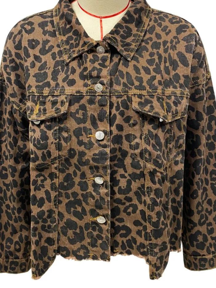 Kalina – Timeless Tigerprint Women's Jacket