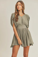 Amara – Elegant Women’s Mini Romper