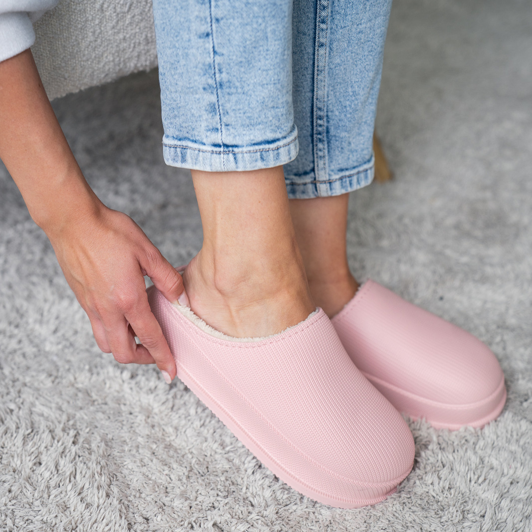 Pluff - Elegant Cloud Women's Slippers