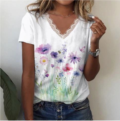 Sophie – Stylish Women’s V-Neck T-Shirt
