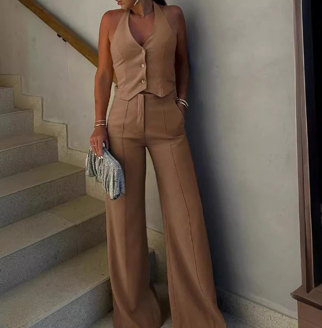Gia – Stylish Women's Pantsuit Set