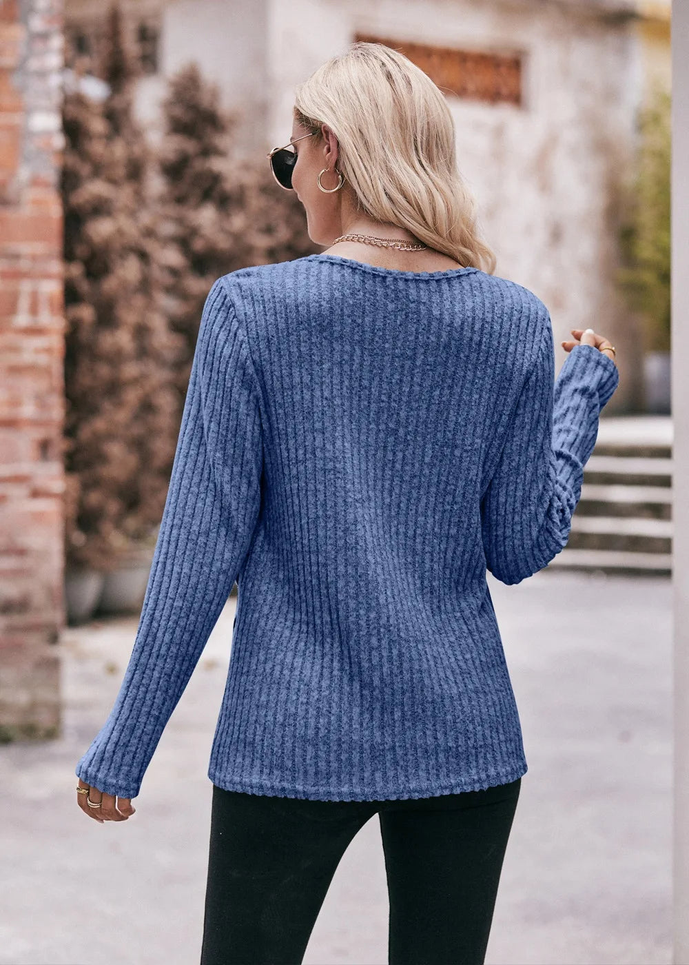 Gabriella – Elegant Long Sleeve Button Top for Women