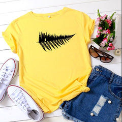 Luca – Feather Print Unisex T-Shirt