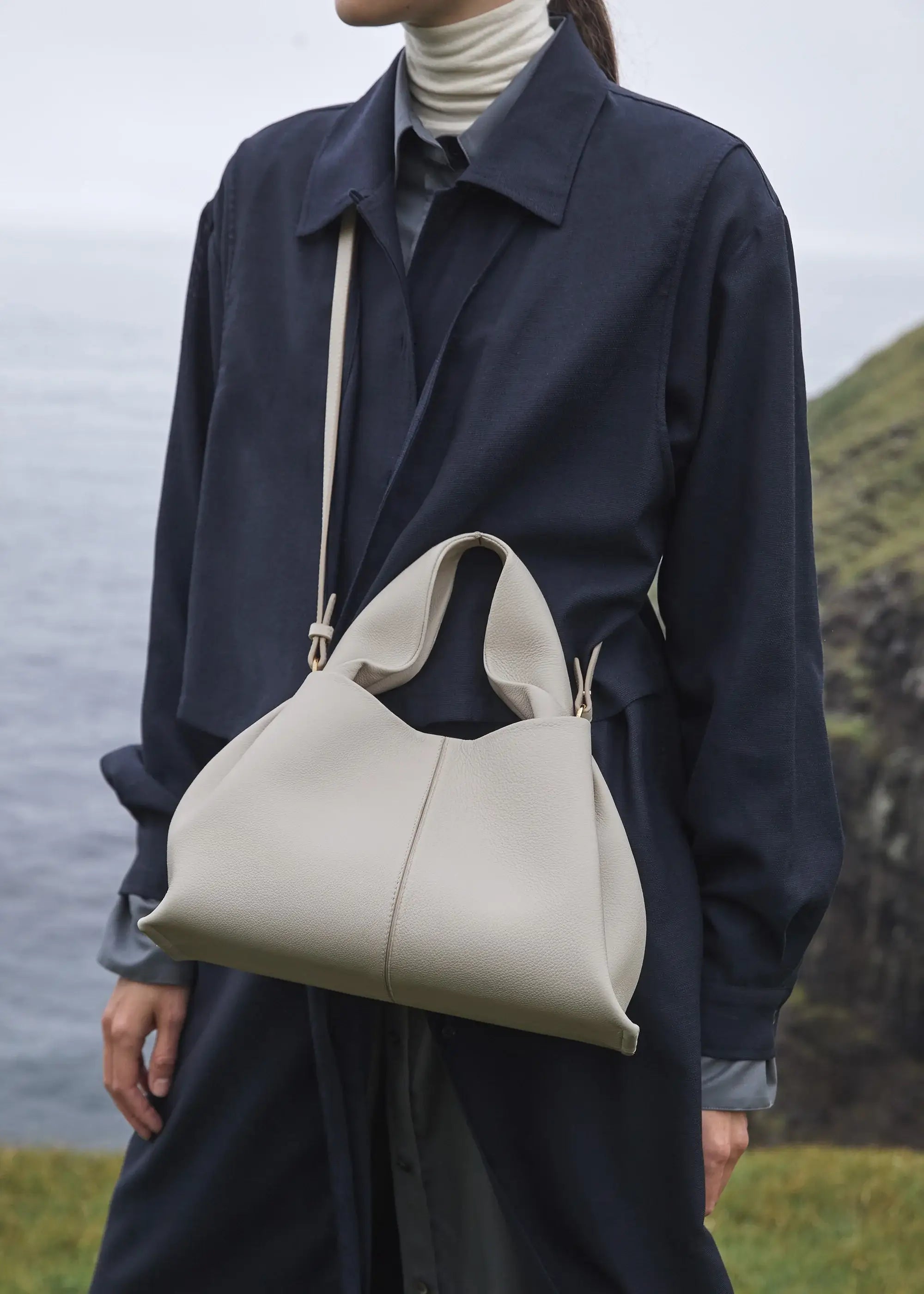 Isabella – Classic Elegance Mathilda Retro Handbag for Women