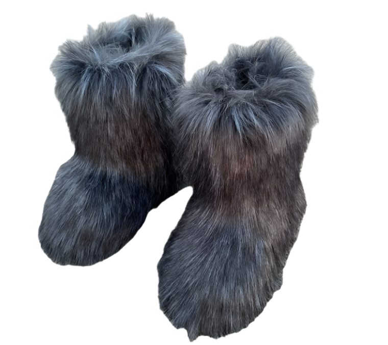 Evelina – Cozy Fluffy Women’s Fur Boots