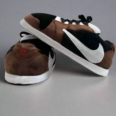 Bailey – Unisex Oversized Jordan Slippers