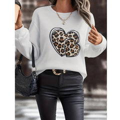 Willow - Stylish Women's Heart Sweatshirt