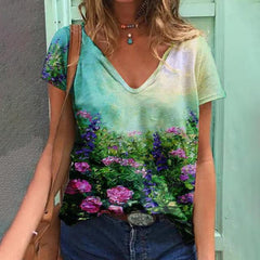 Clara – Nature-Inspired Graphic Women’s T-Shirt