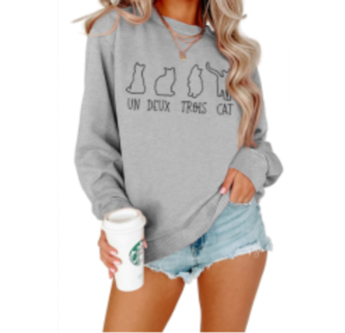 Luciana – Playful Women’s Cat-Themed Sweater