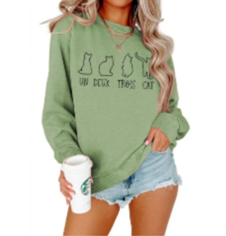 Luciana – Playful Women’s Cat-Themed Sweater