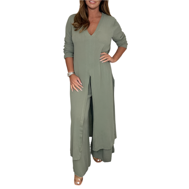 Sofia – Loose-Fit Women’s Two-Piece Set