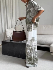 Alessandra – Elegant Two-Piece Short Sleeve Suit for Women