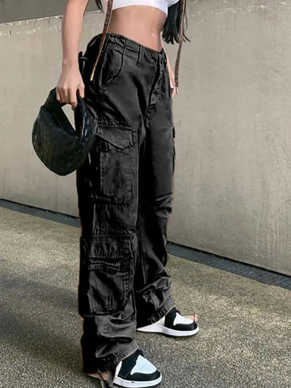 Lucia – High-Waisted Women’s Retro Cargo Pants