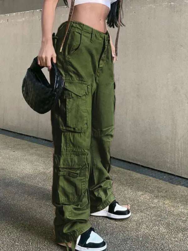 Lucia – High-Waisted Women’s Retro Cargo Pants