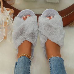 Sofia – Luxurious Plush Slippers for Women