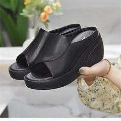 Giulia – Non-Slip Slippers for Women