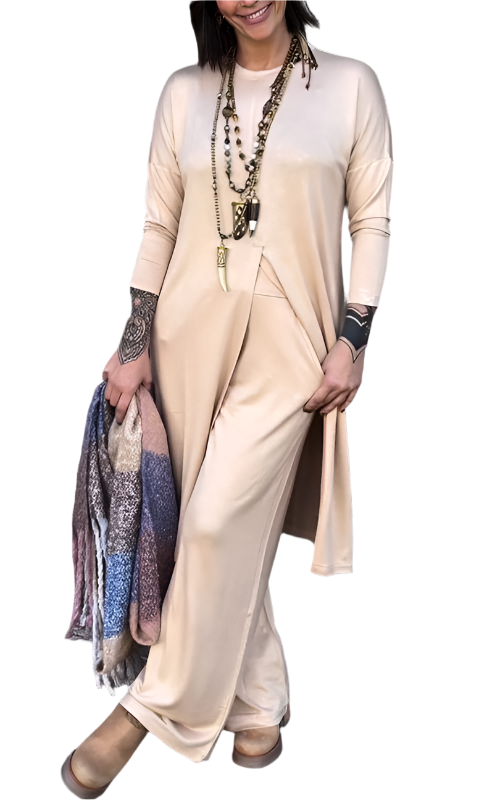 Adeline – Elegant Solid-Coloured Long Two-Piece Suit for Women