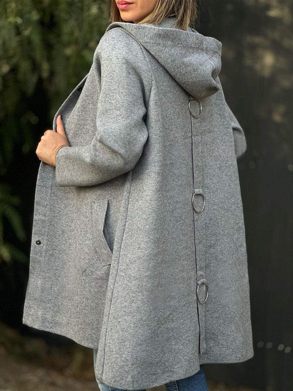 Alexa – Elegant Women’s Hooded Coat