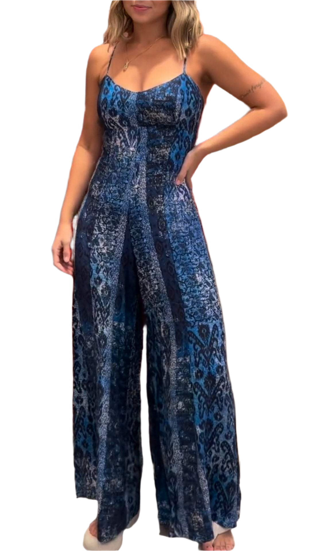 Nerissa – Flowy Women’s Jumpsuit