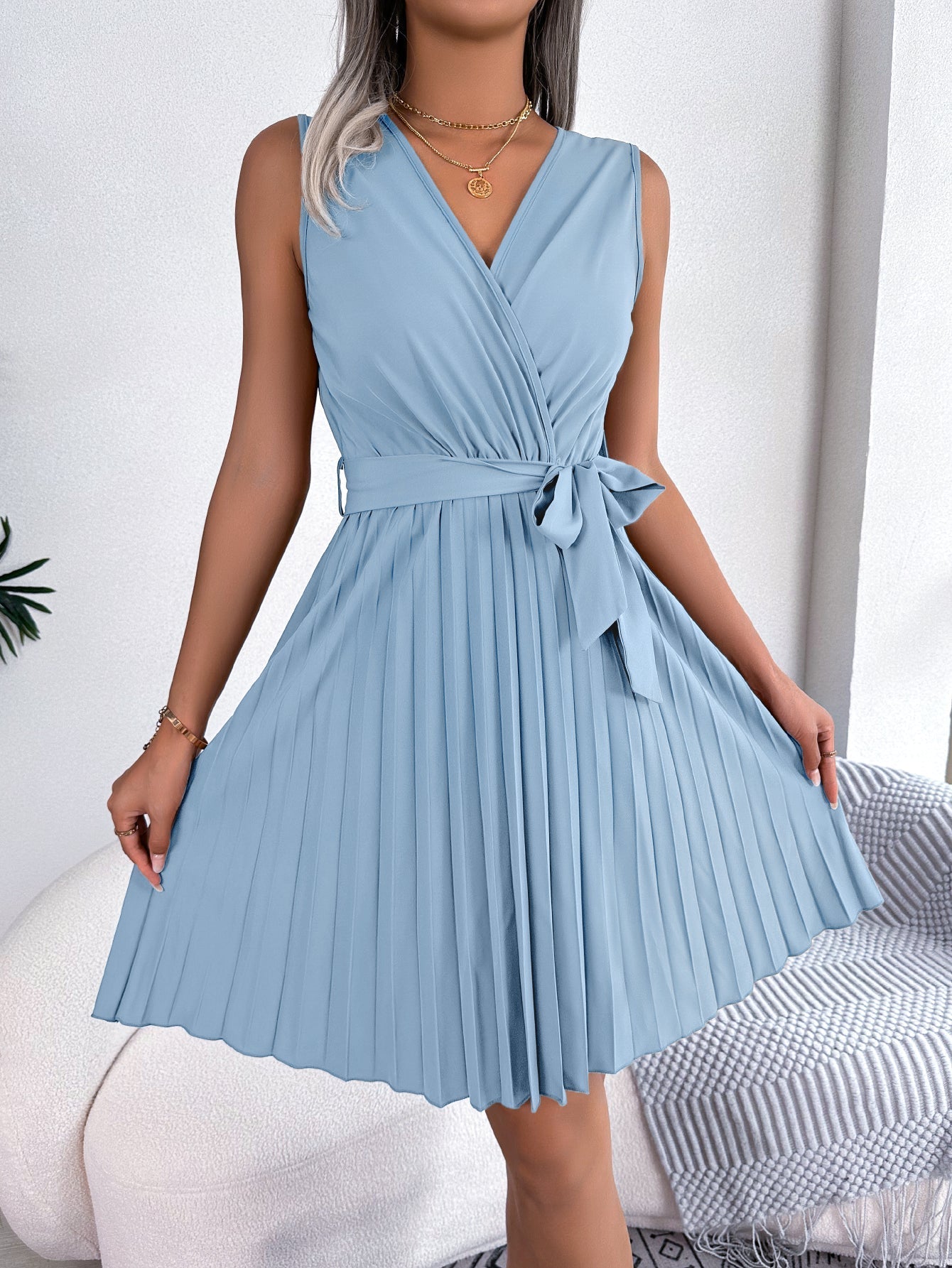Luciana – Timeless Elegance Women’s Sleeveless Dress