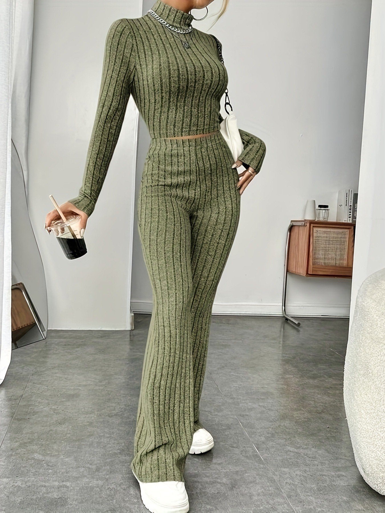Isabella – Ribbed Knit Turtleneck and Flared Pants Set For Women